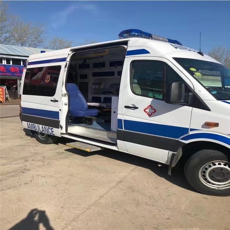 雷鸣镇私人长途救护车出租转院回家